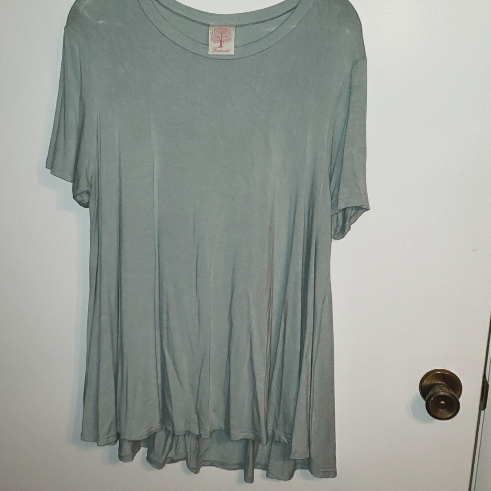 Freeloader swing tee